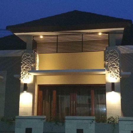 Imperial Villa Syariah Yogyakarta Exterior foto